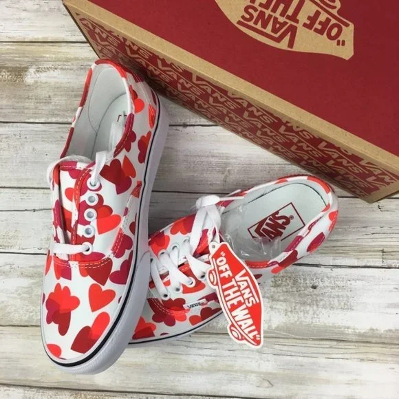 💕💕Vans Authentic Valentines hearts W Sneakers❤️ - Picture 1 of 12